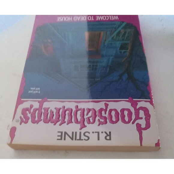 R.L. Stine's Goosebumps Book #1 Welcome To Dead House Preowned - Picture 8 of 11